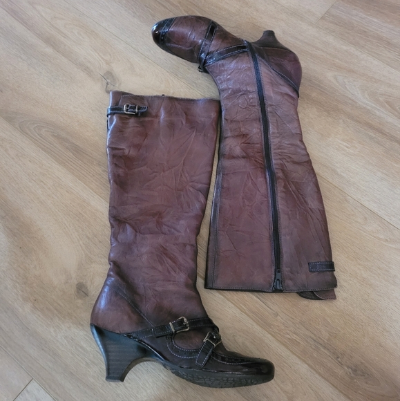 Hispanitas Brown and Black Distressed Knee High Boots - Picture 4 of 7